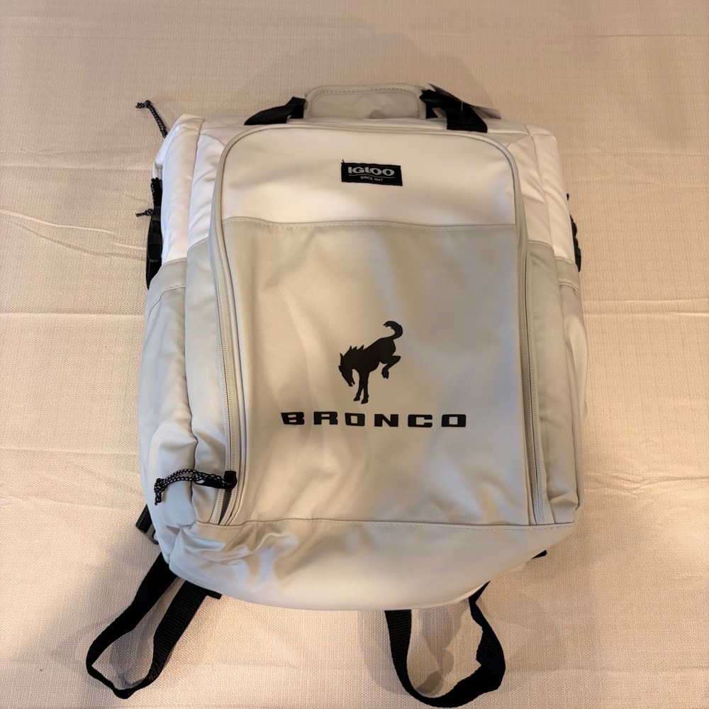 Limited Ford Salesman promo Igloo Seadrift Switch Backpack Cooler